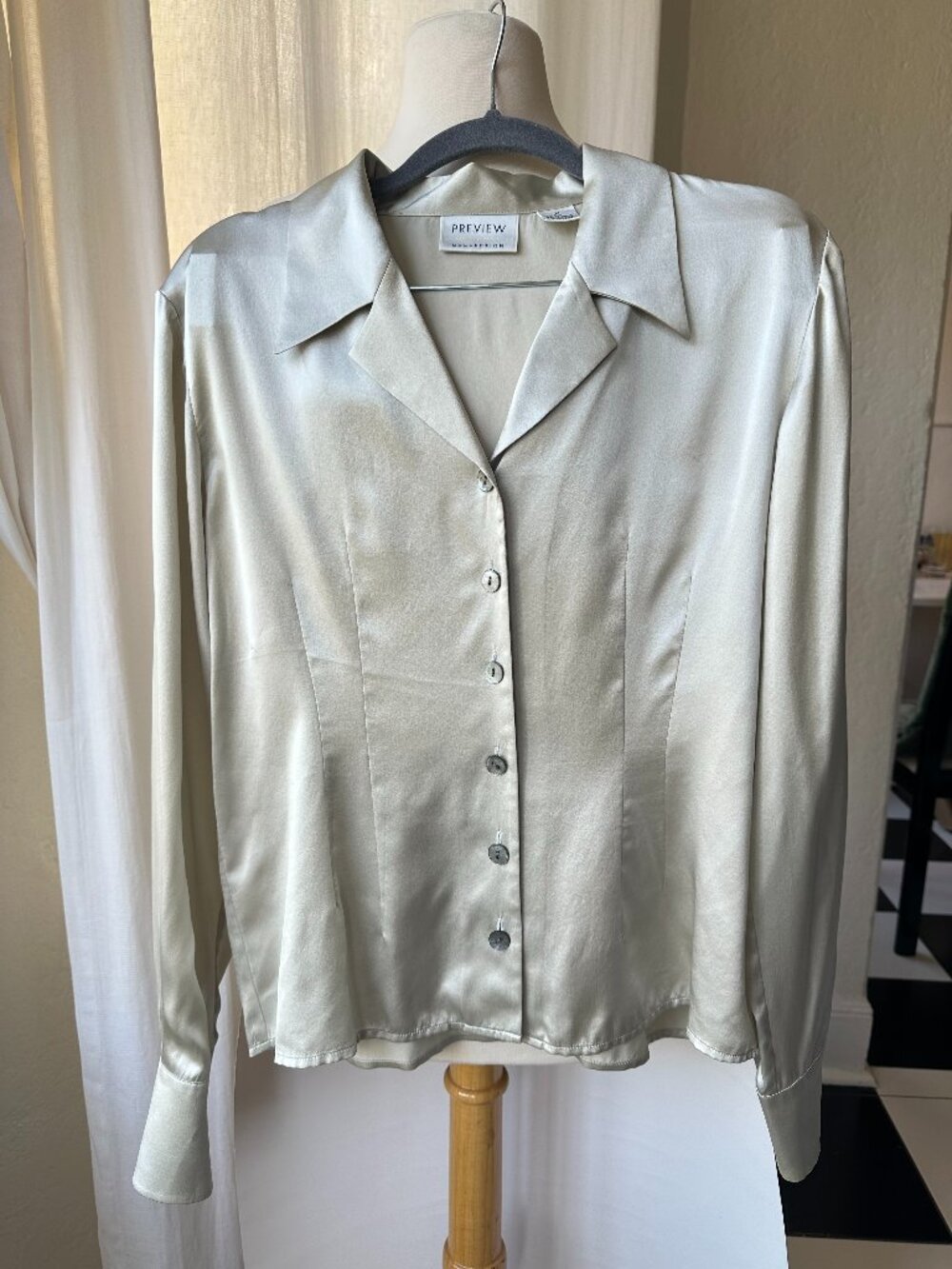 Preview Collection 100% Silk Blouse M Champagne Ivory Button Up Y2K
